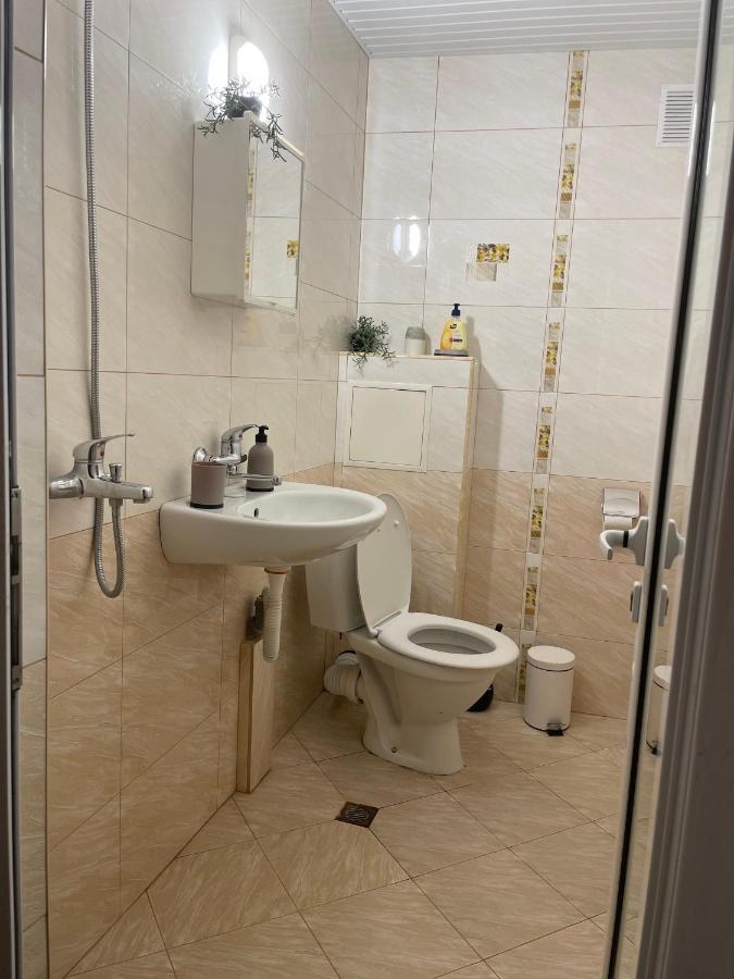 Lotos Apartament Apartment Burgas Bagian luar foto