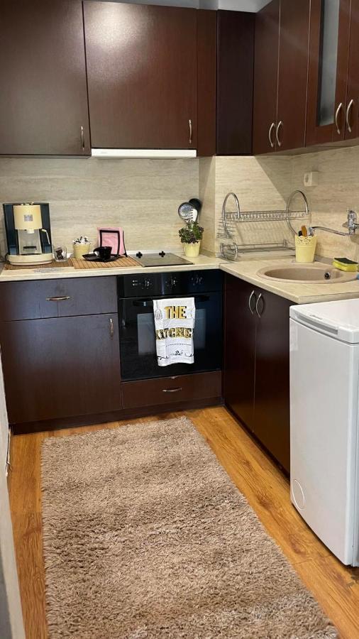 Lotos Apartament Apartment Burgas Bagian luar foto